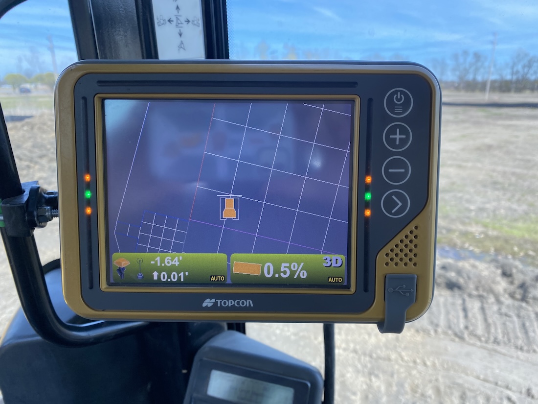 Topcon GPS suppliers — positioning systems at Dirt Pan Depot Topcon GPS suppliers — positioning systems at Dirt Pan Depot