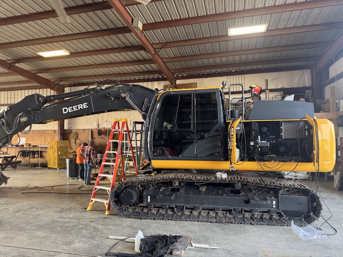 Topcon positioning systems on heavy equipment near Marked Tree, AR Topcon positioning systems on heavy equipment near Marked Tree, AR