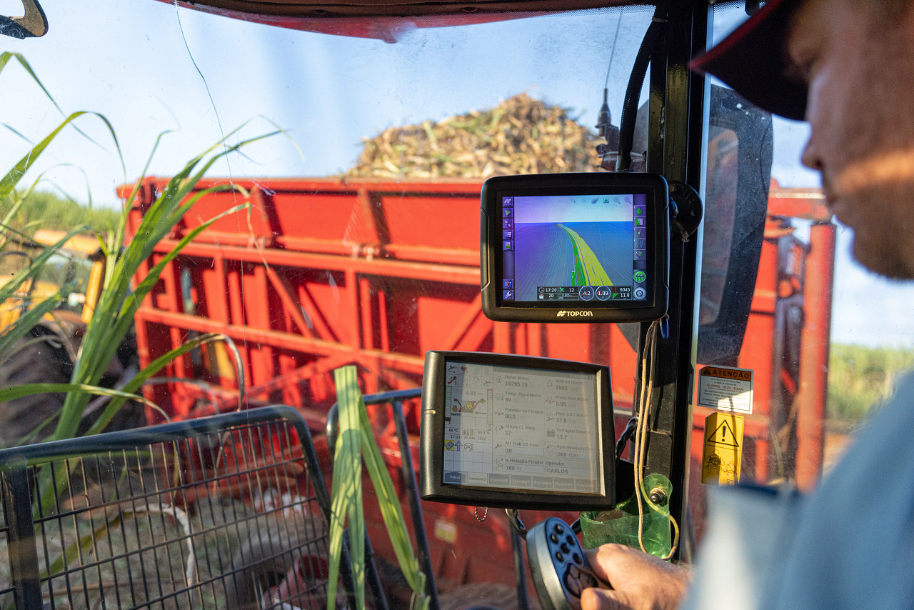 Topcon agricultural positioning systems on sugarcane field equipment Topcon agricultural positioning systems on sugarcane field equipment